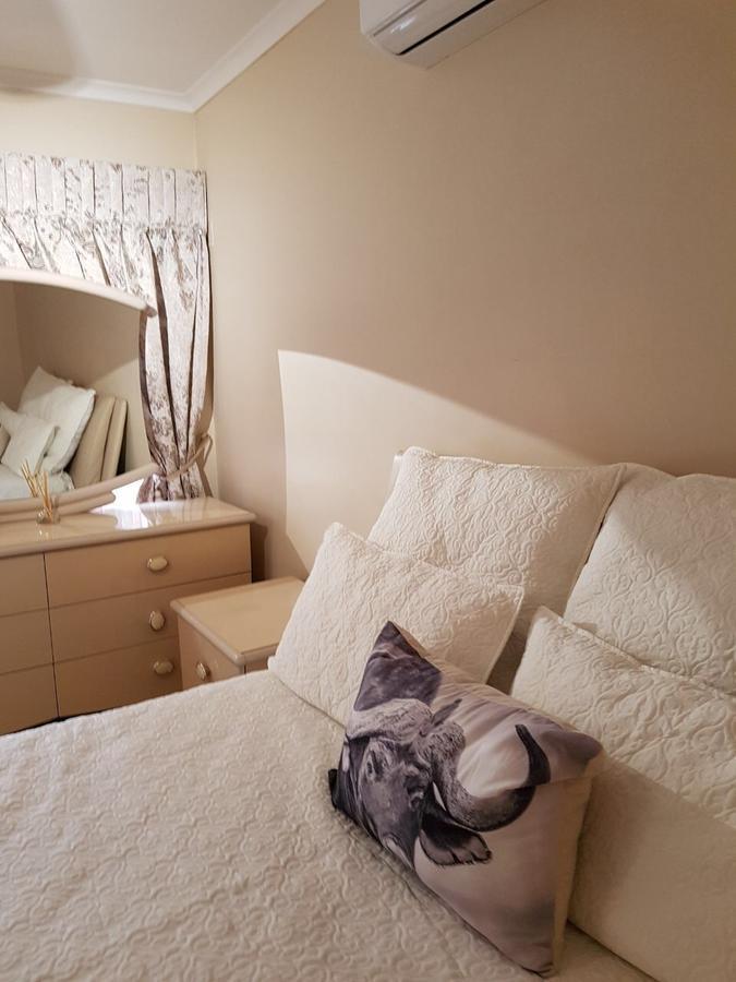 Khuvena Guesthouse Randburg Kültér fotó