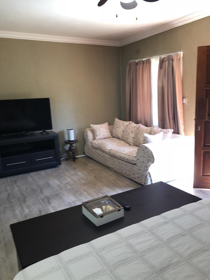 Khuvena Guesthouse Randburg Kültér fotó